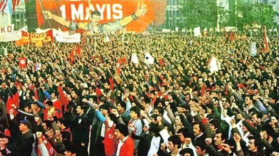 1 Mayıs Nasıl Ortaya Çıktı? Tarihçesi Nedir? Türkiye'de Önemli 1 Mayıs Olayları Nelerdir? 1 Mayıs Nasıl Ortaya Çıktı? Tarihçesi Nedir? Türkiye'de Önemli 1 Mayıs Olayları Nelerdir?
