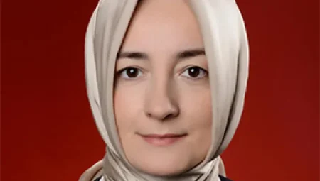 Hümeyra Şahin Kimdir? Hümeyra Şahin Kimdir?