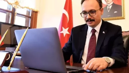 Kemal Kızılkaya Kimdir? Kemal Kızılkaya Kimdir?