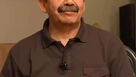 Sırrı Süreyya Önder Kimdir? Sırrı Süreyya Önder Kimdir?